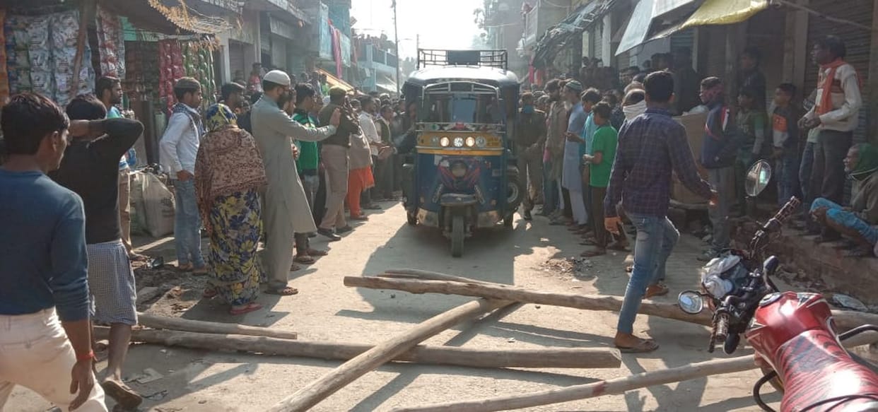 Child dies due to tractor collision, jammed