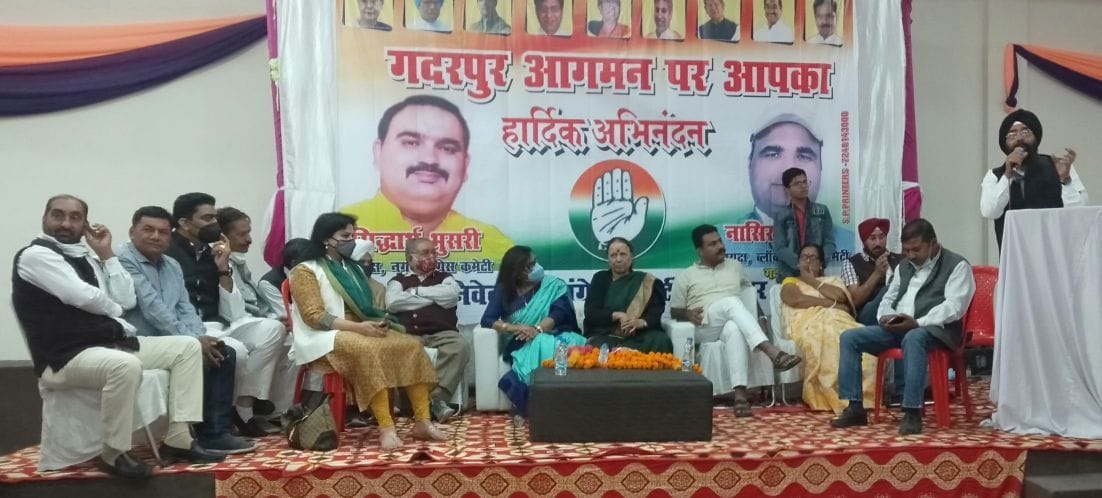 Workers should show solidarity by forgetting mutual differences: Dr. Indira