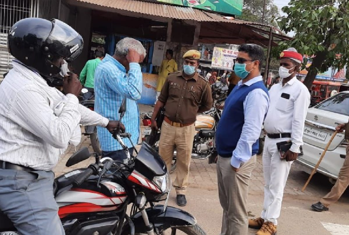 Dm ashutosh niranjan strict for people corona guidelines negligence in basti