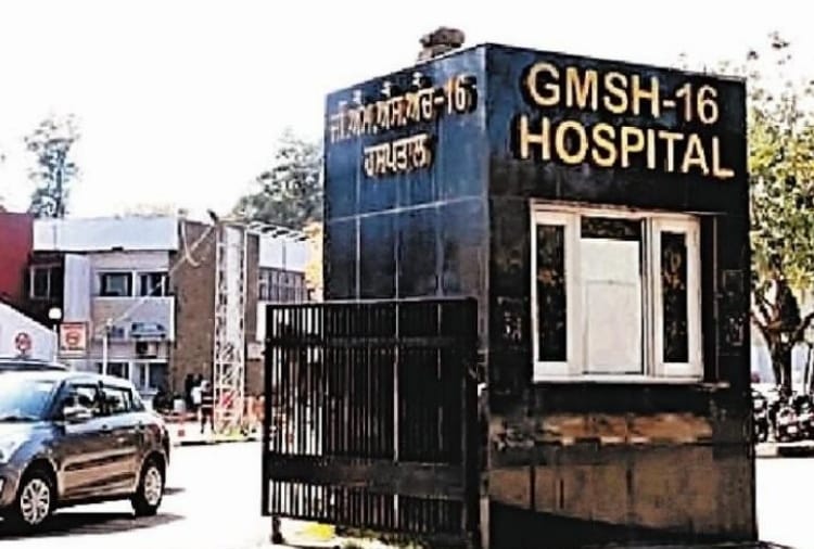 Officers posted in many positions at GMSH-16 have not been transferred from years