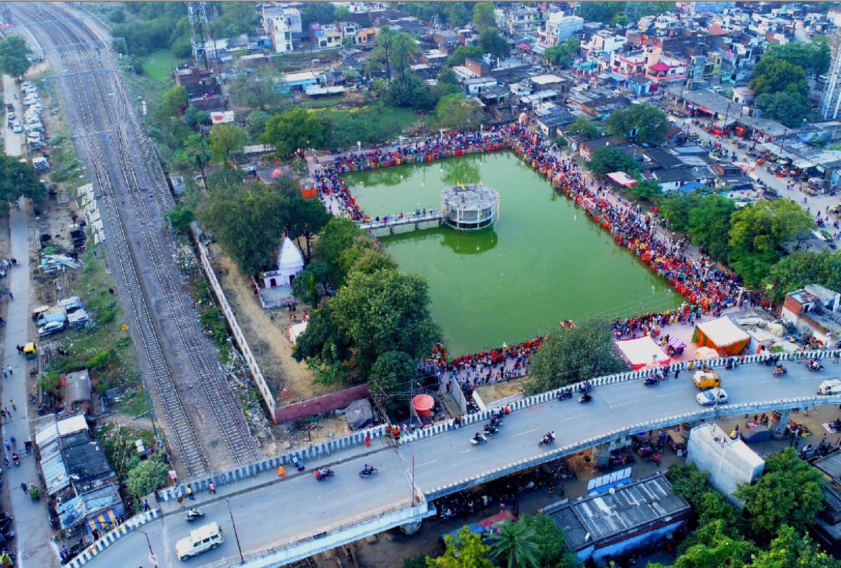 chhath puja 2020 celebration latest photos in Gorakhpur