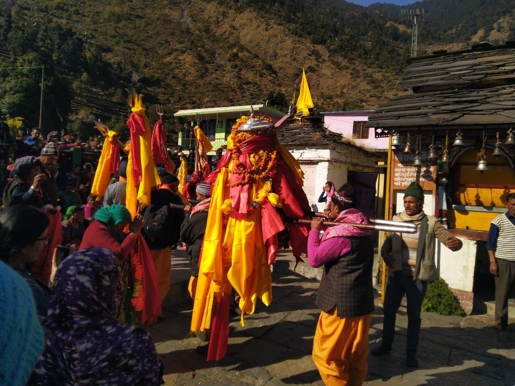 Doli reached Rakeshwari temple, Ranchi area resonated with Baba's cheers