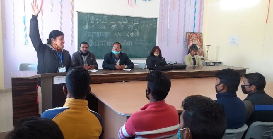 Informed the students about the syllabus and offline categories