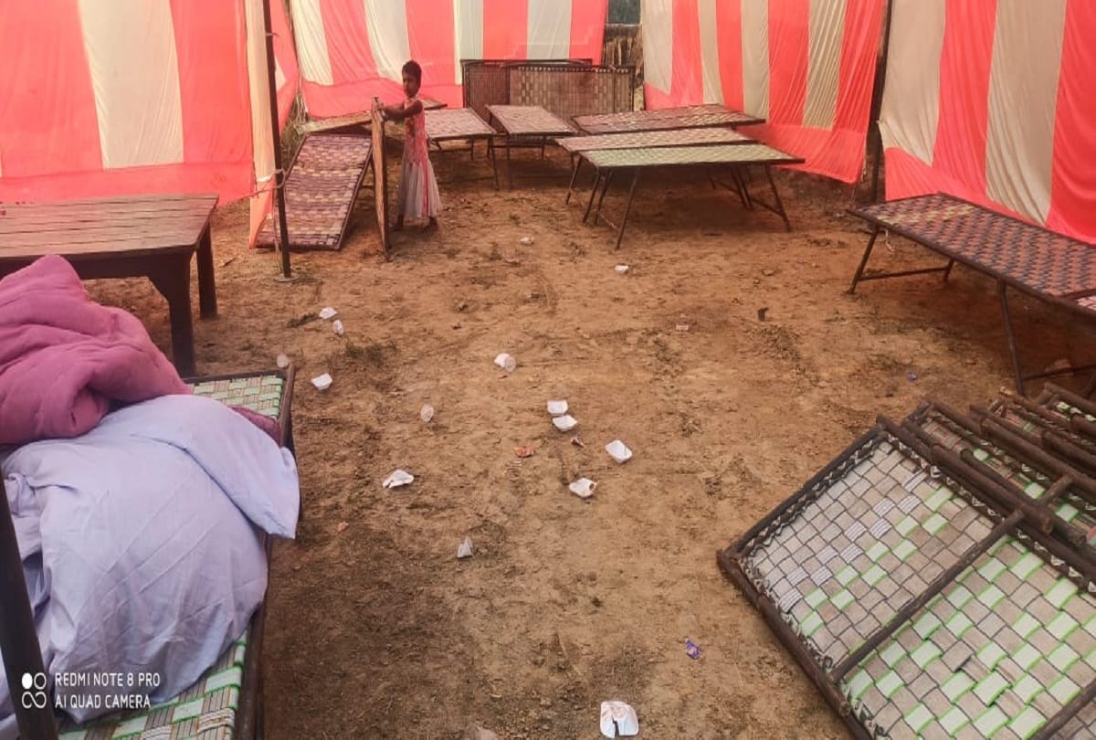 Pratapgarh: 13 pyres burnt together, heart felt in the mouth, eyes of the family crying out