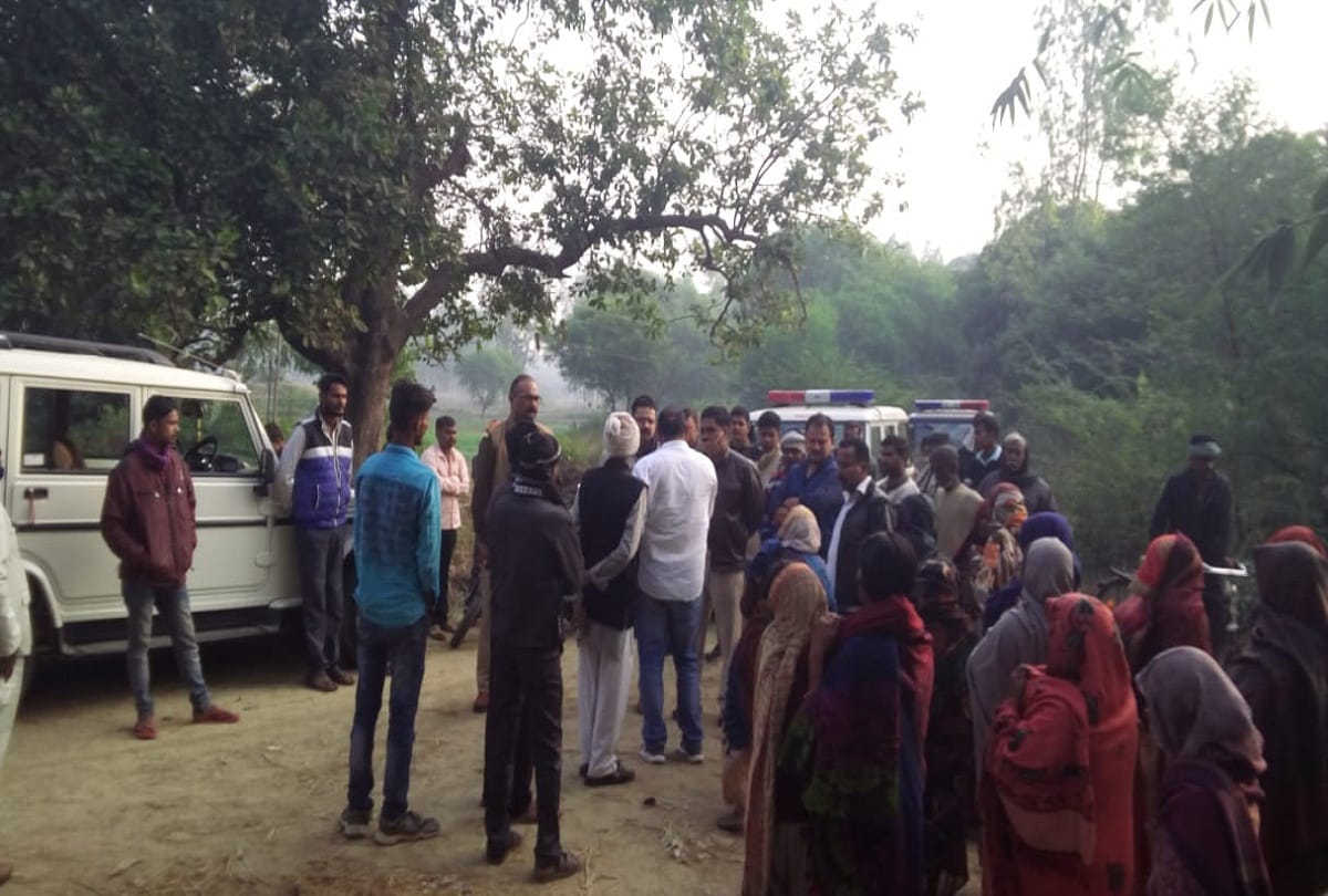 Pratapgarh: 13 pyres burnt together, heart felt in the mouth, eyes of the family crying out
