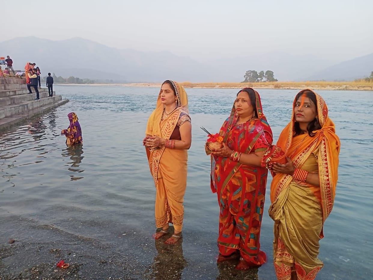 The people of Purvanchal worshiped the setting sun