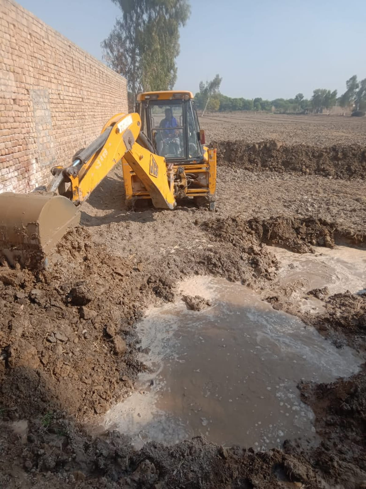 farmers and landlords over drainage, police deployed in Abohar