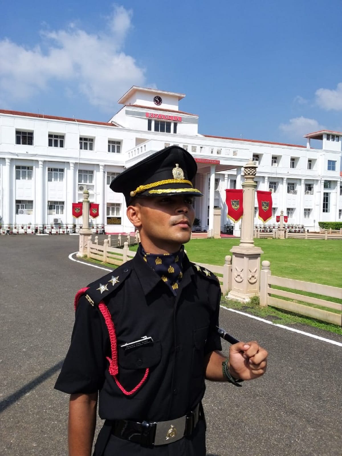 Kashi son became army lieutenant in Chennai, posted in Sikkim