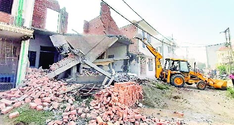 Four-storey building under construction in Munshinagar demolished