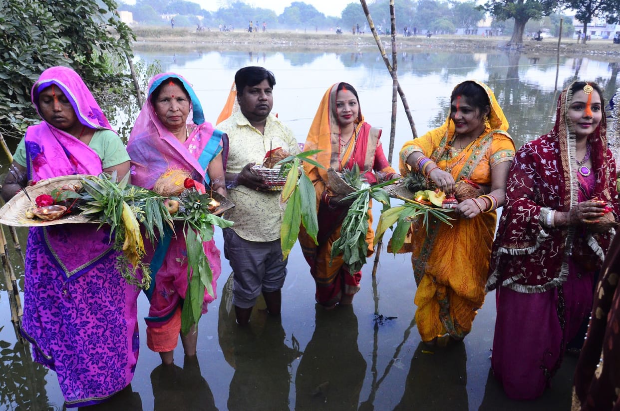 Women gave arghya to the rising sun