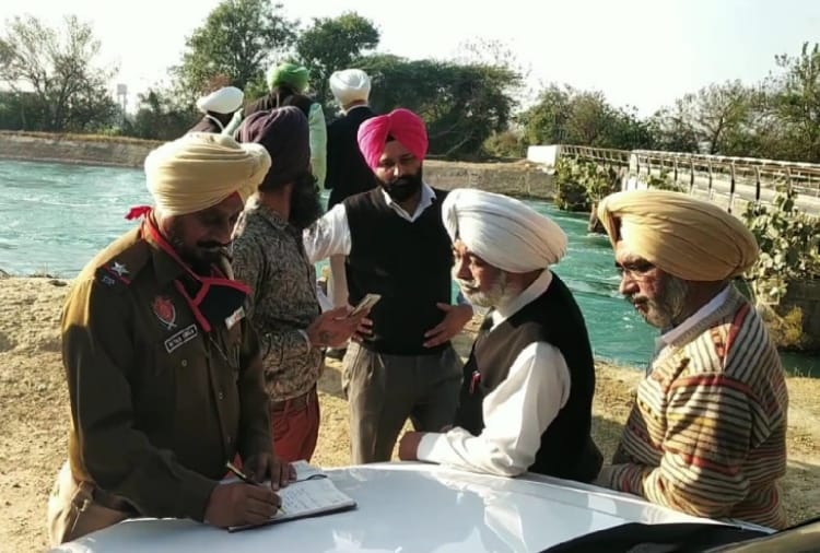 26 year old youth jumped into Canal at Mandi Gobindgarh of Punjab