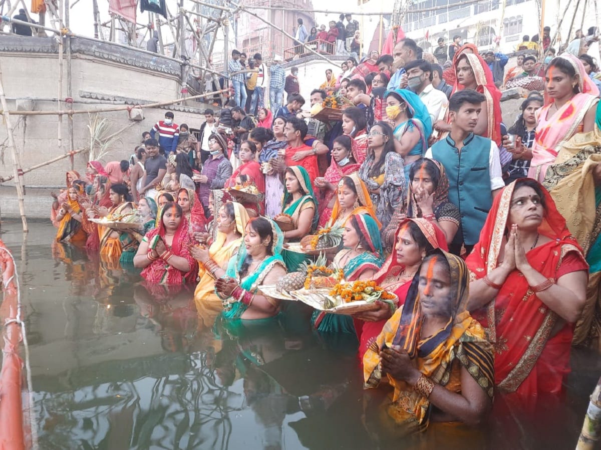 Delhi Government decided to declared 10th November 2021 as public holiday on account of Chhath Puja