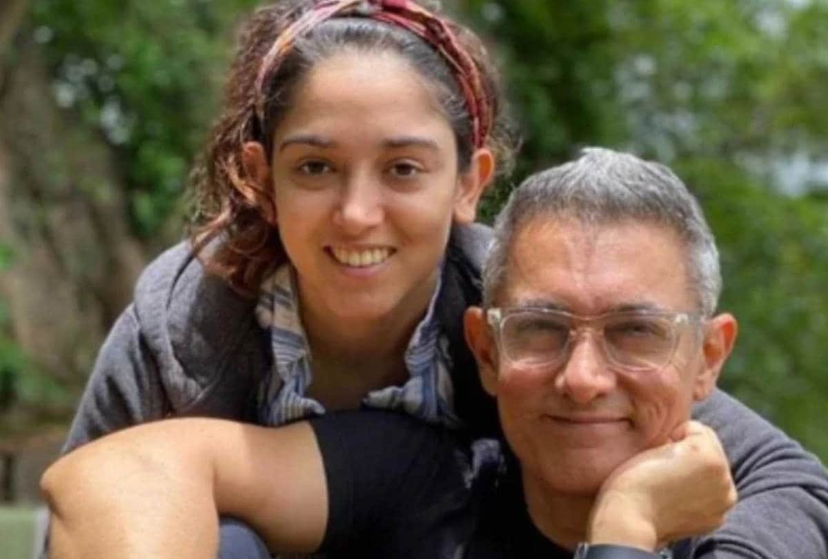 Aamir Khan Spotted With His Wife Kiran, Son Azad And Daughter Ira At Gateway Of India, Family Returns From Alibaug After Attending A Wedding