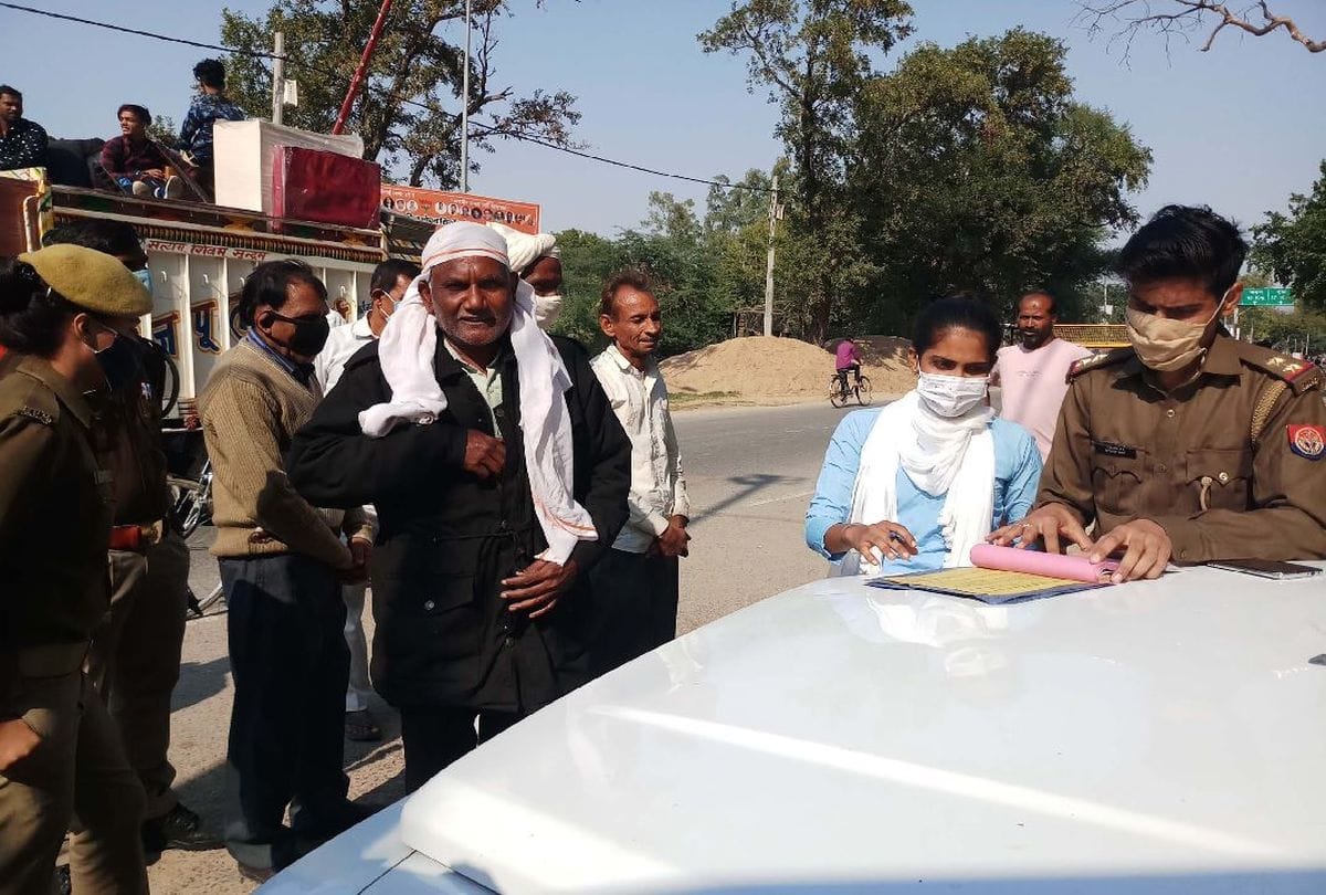 Daughter Issued Challan For Not Wearing Mask By Father In Firozabad