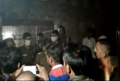 Prayagraj: Two more died from poisonous liquor, three including district excise officer suspended