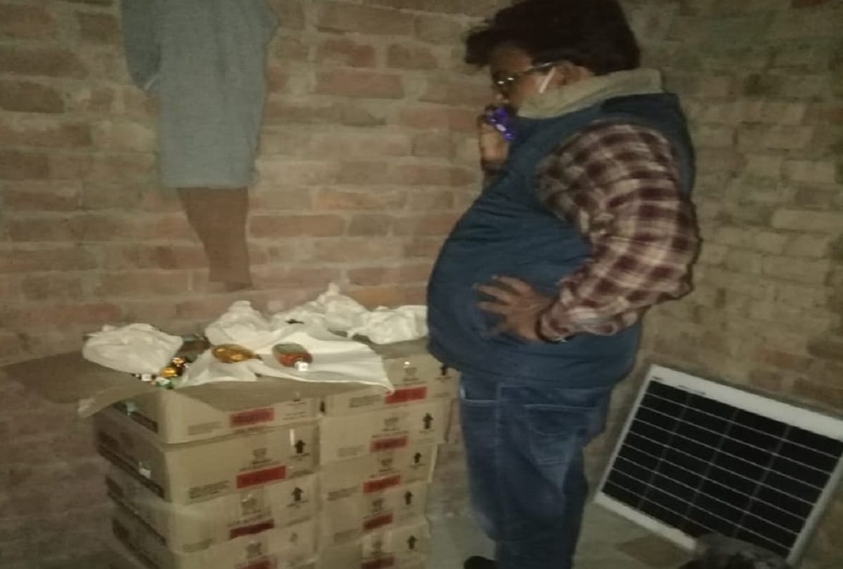 Prayagraj: Two more died from poisonous liquor, three including district excise officer suspended