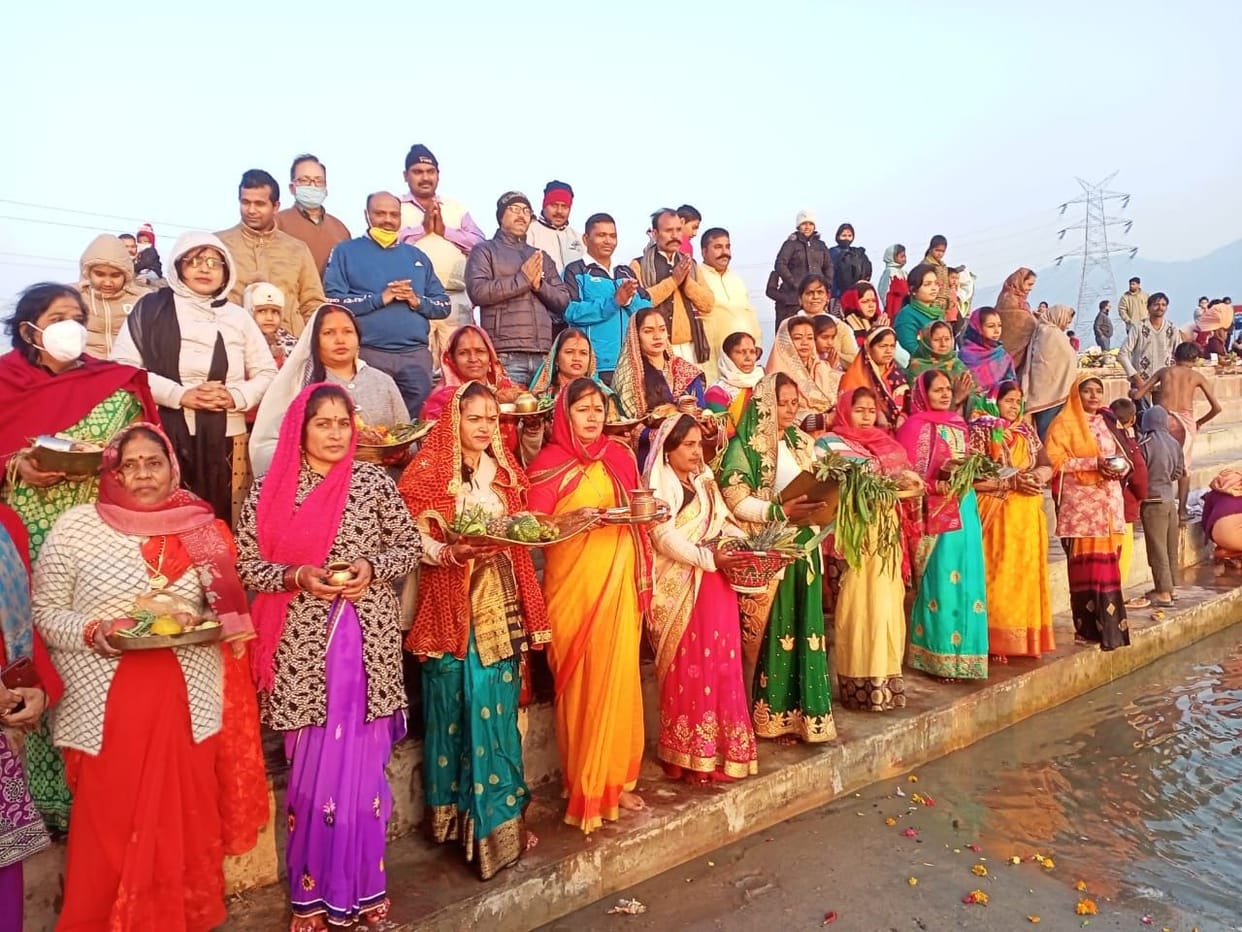 Chhath fast concluded with worship of rising sun