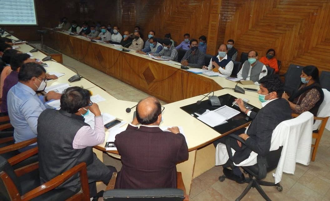 Madhouganj CHC Superintendent's salary withheld after falling behind in NHM