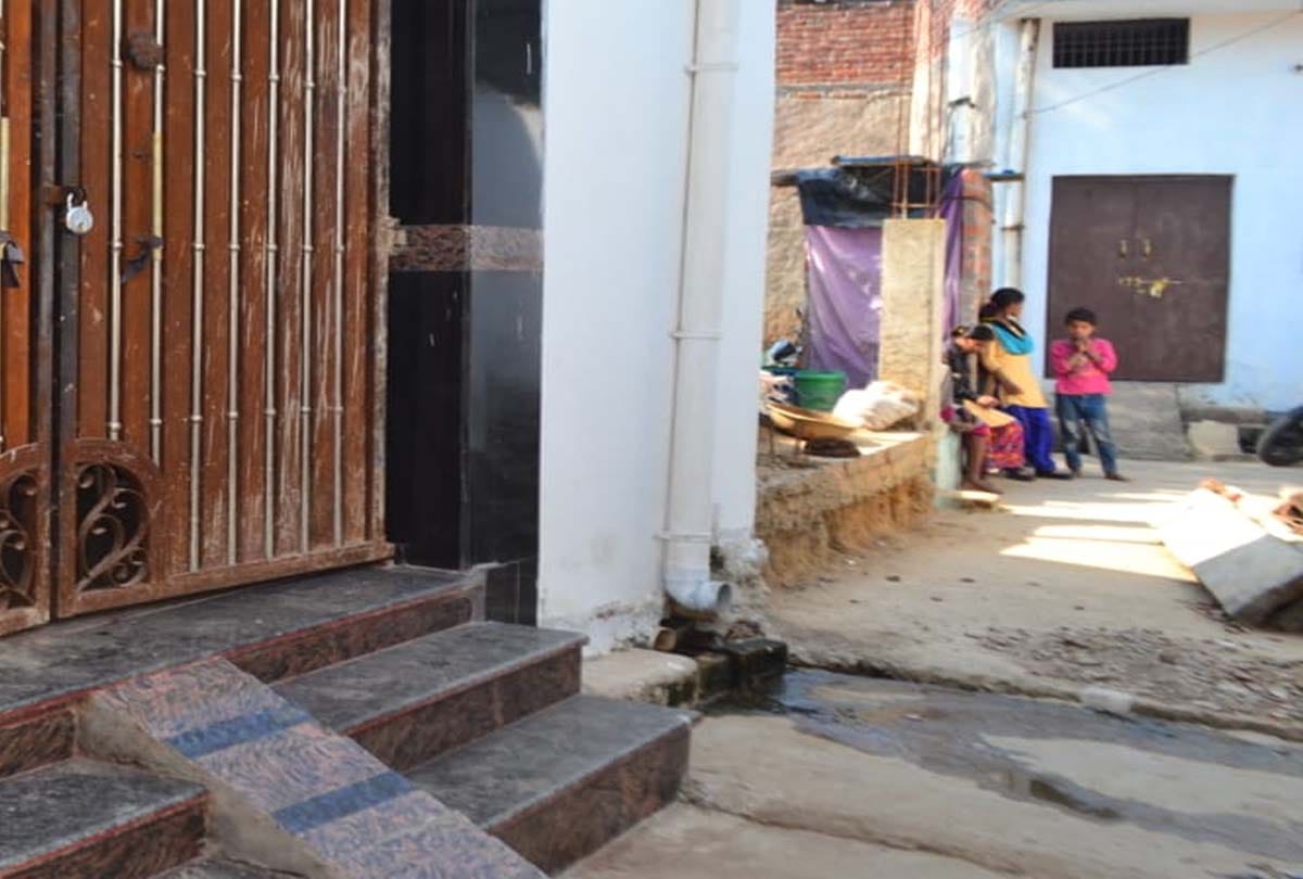 Silence in the locality due to triple murder in banda
