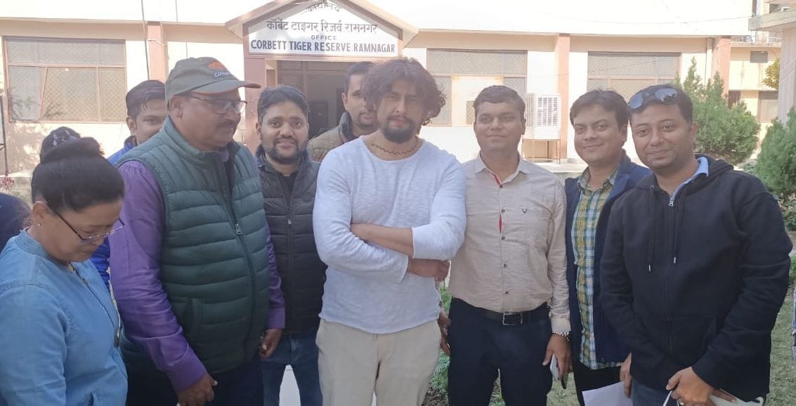 Sonu Nigam arrives for jungle safari
