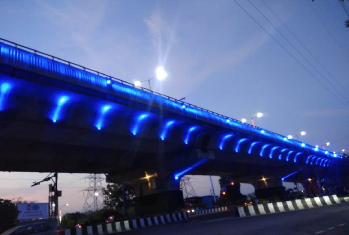 Noida supports UNICEF Go Blue campaign lights up in blue colour 