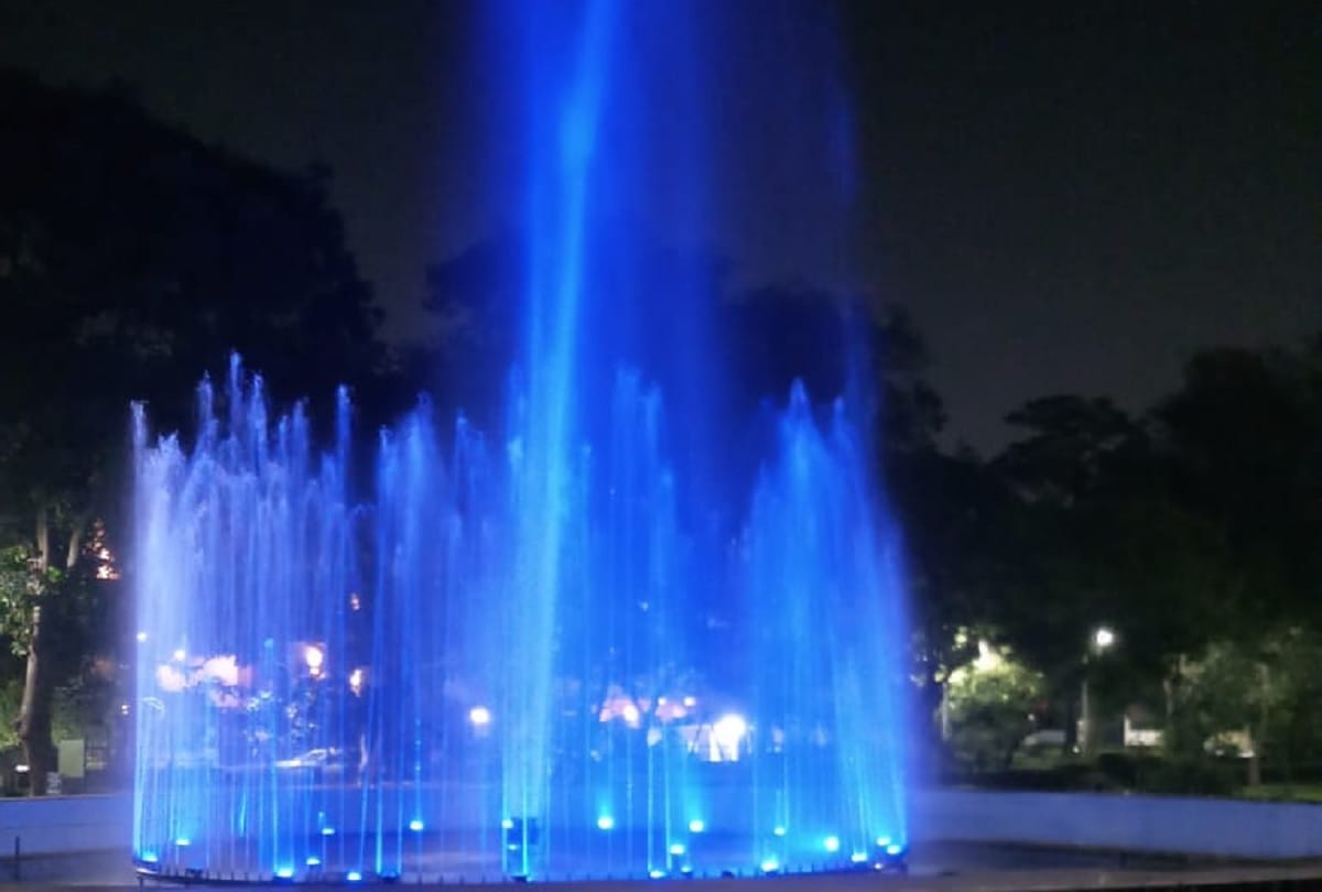 Noida supports UNICEF Go Blue campaign lights up in blue colour 