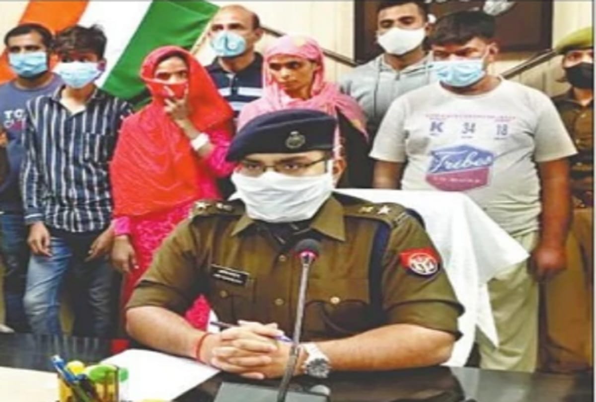 woman first sacrificed her son and then killed husband in Kaushambi