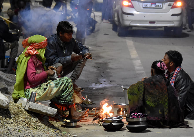 Strong cold air, rolled temperature, increased winter