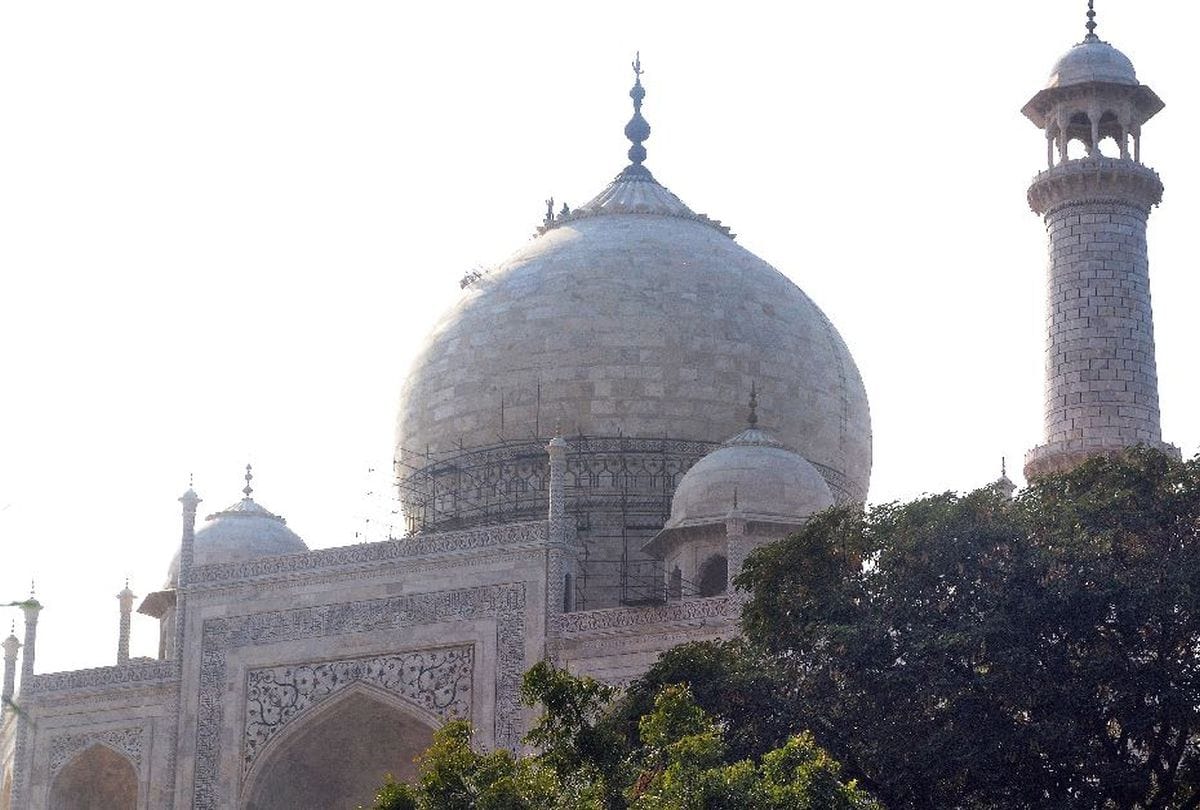 Tajmahal Conservation And Restoration Work Main Dome With Mudpack Treatment