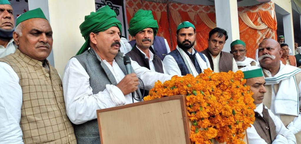 Farmer suicide forced due to wrong policies of the government: Tikait