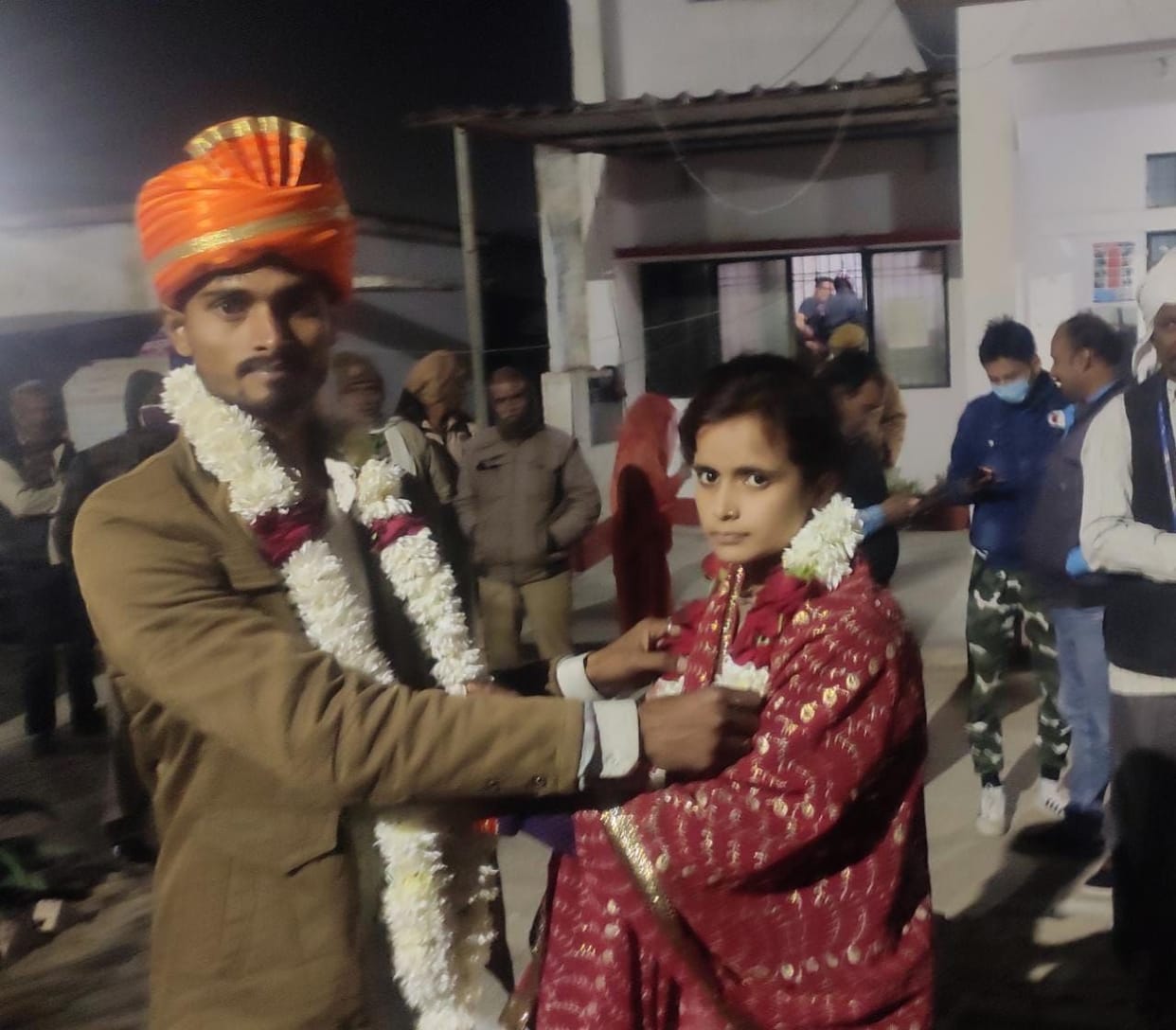 Marriage in Kotwali when relatives are not ready