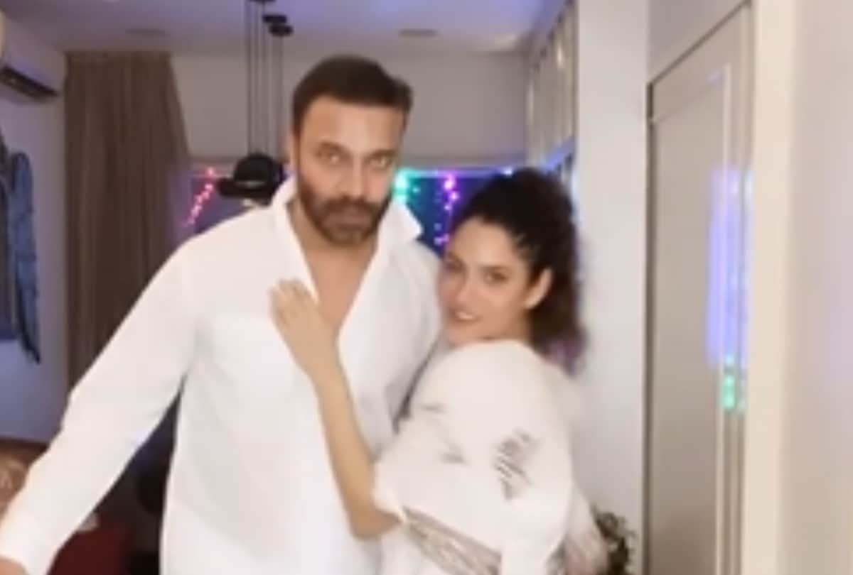 Ankita lokhande share dance video with boyfriend vicky jain on hrithik roshan song