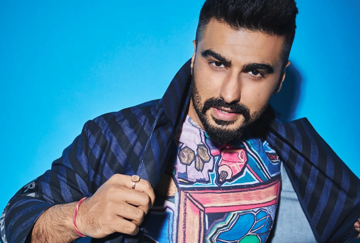 Arjun Kapoor Bought Brand New Land Rover Defender Worth Rs.1 Crore, See Viral Photos