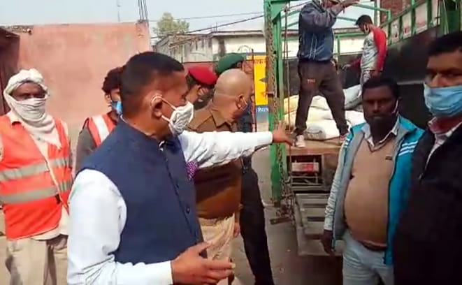 Four quintal polythene seized, 25 thousand fine recovered