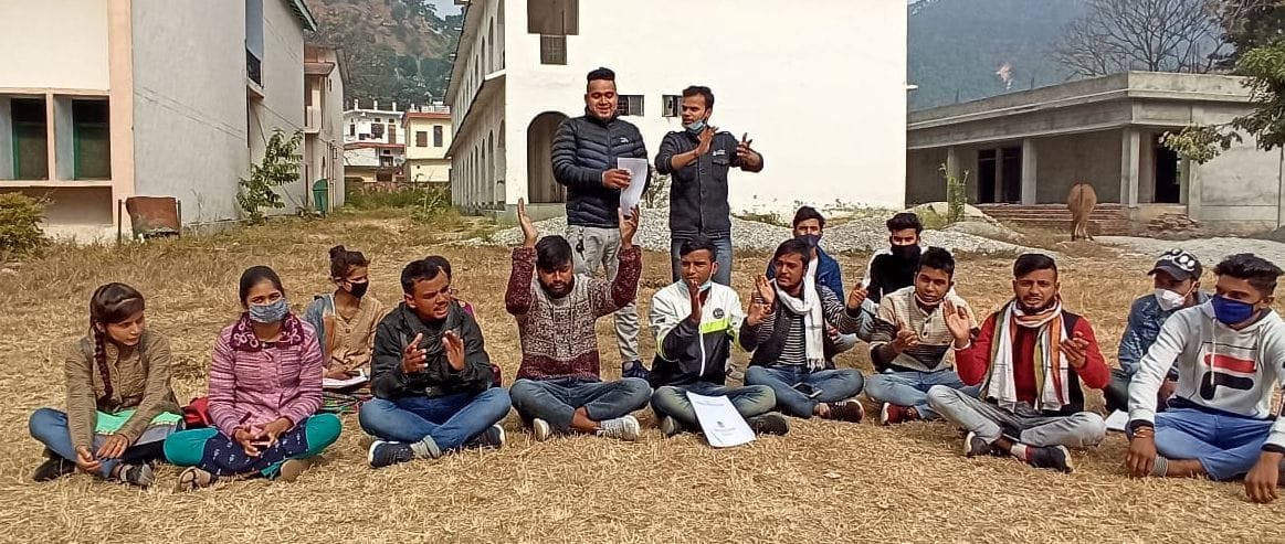 students protest against making of covid care centre in digree college continues