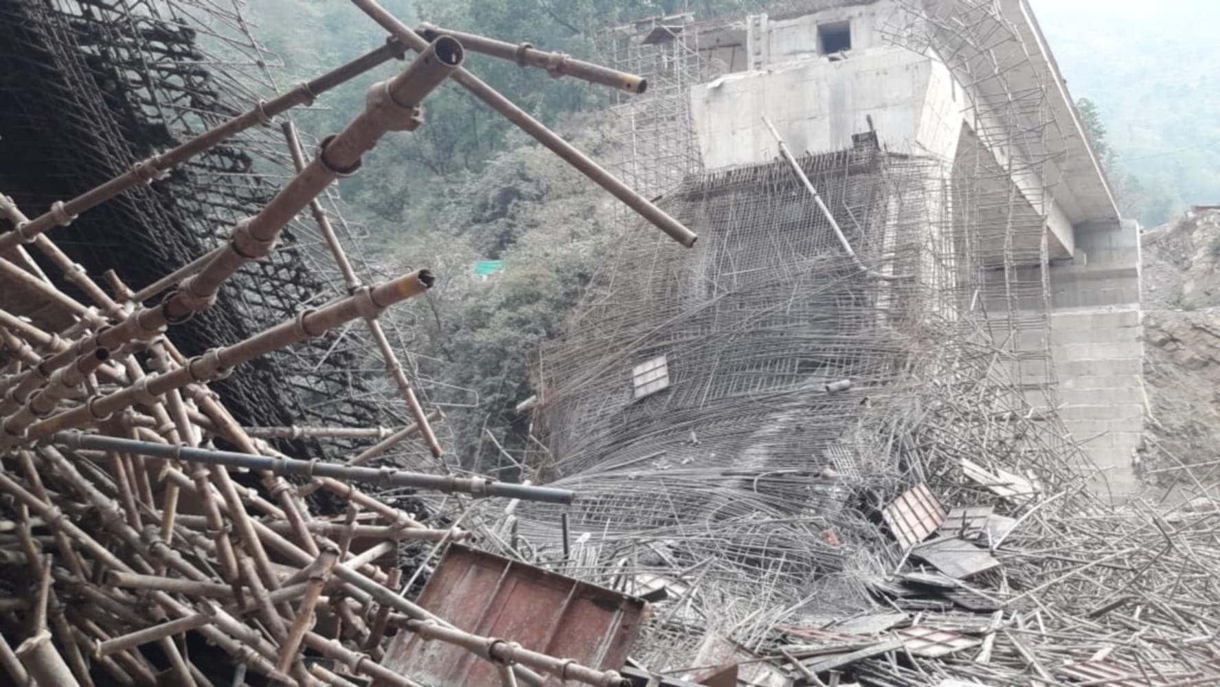 Uttarakhand Latest News: Four Lane under construction Bridge Collapse on Rishikesh Badrinath Highway