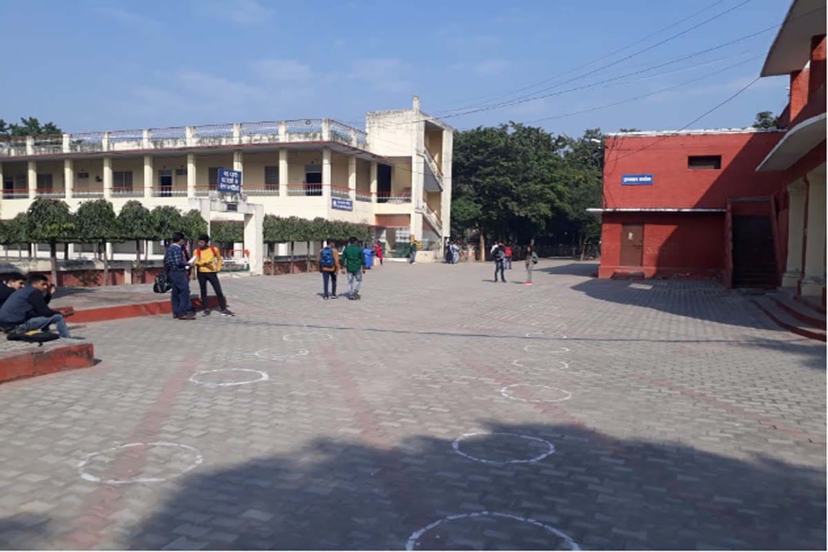 After eight months, college campus opened in Meerut, covid 19 changed the view of classes