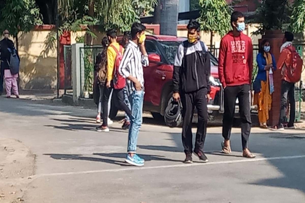 After eight months, college campus opened in Meerut, covid 19 changed the view of classes