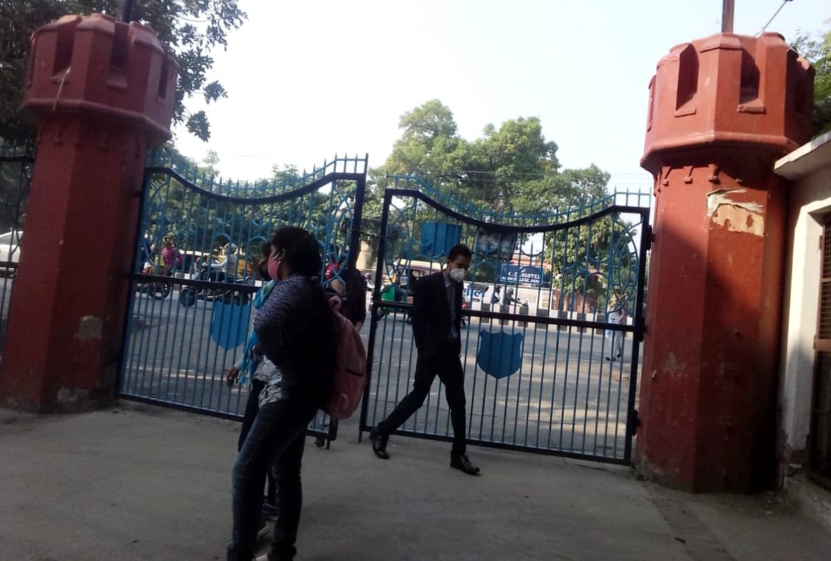 Agra College Reopen Today Latest News: Colleges reopen after eight months in agra