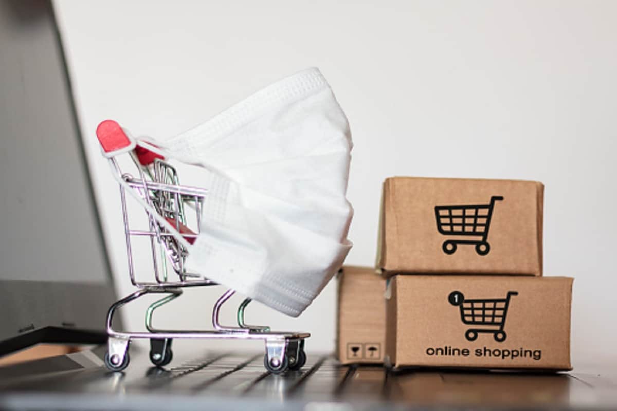 online shopping e commerce sector in India is expected to reach 99 arab dollar by 2024 according to a report