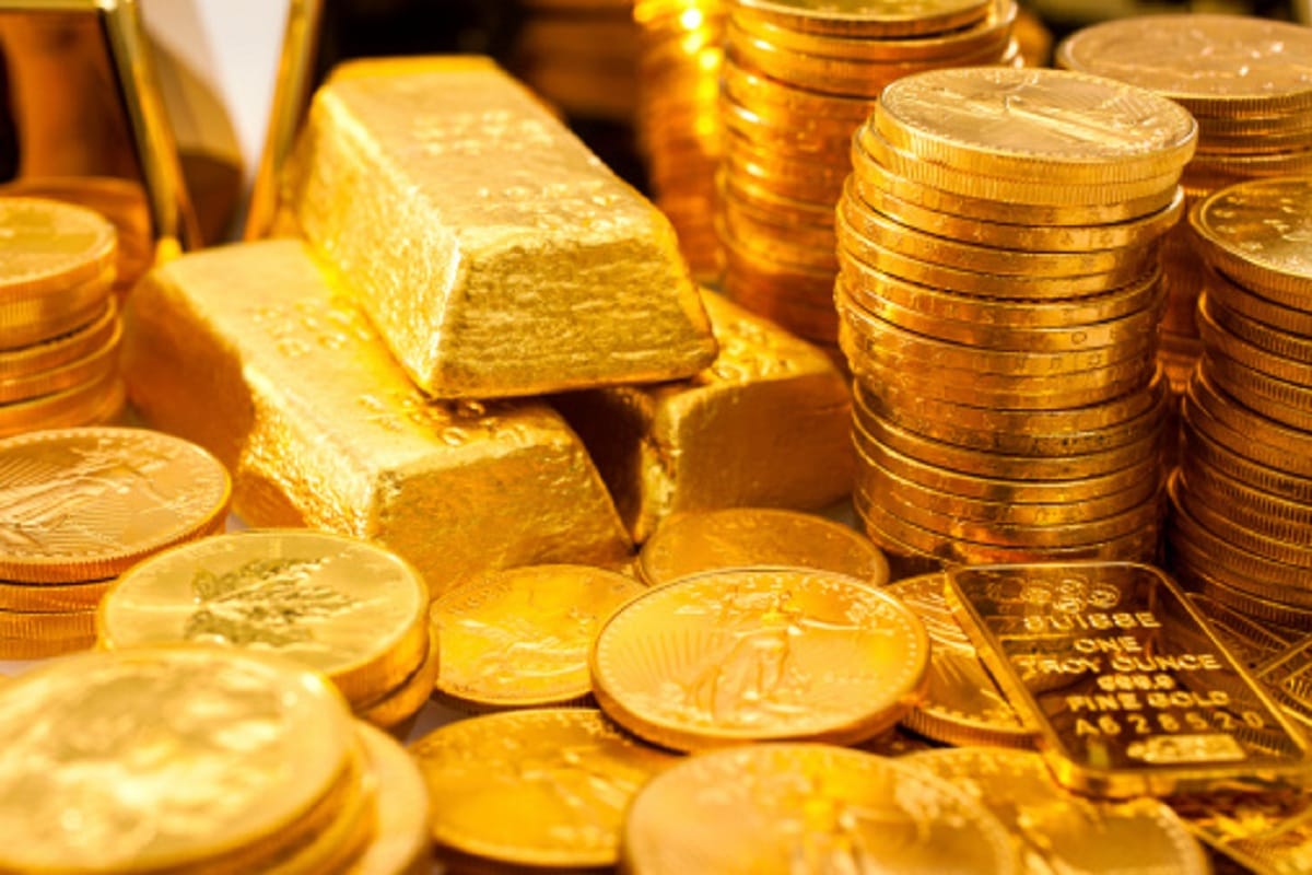Gold prices falling 8800 rupees so far in gorakhpur
