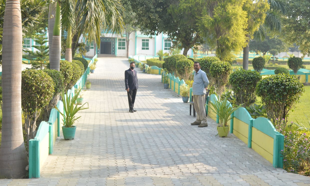 college khule