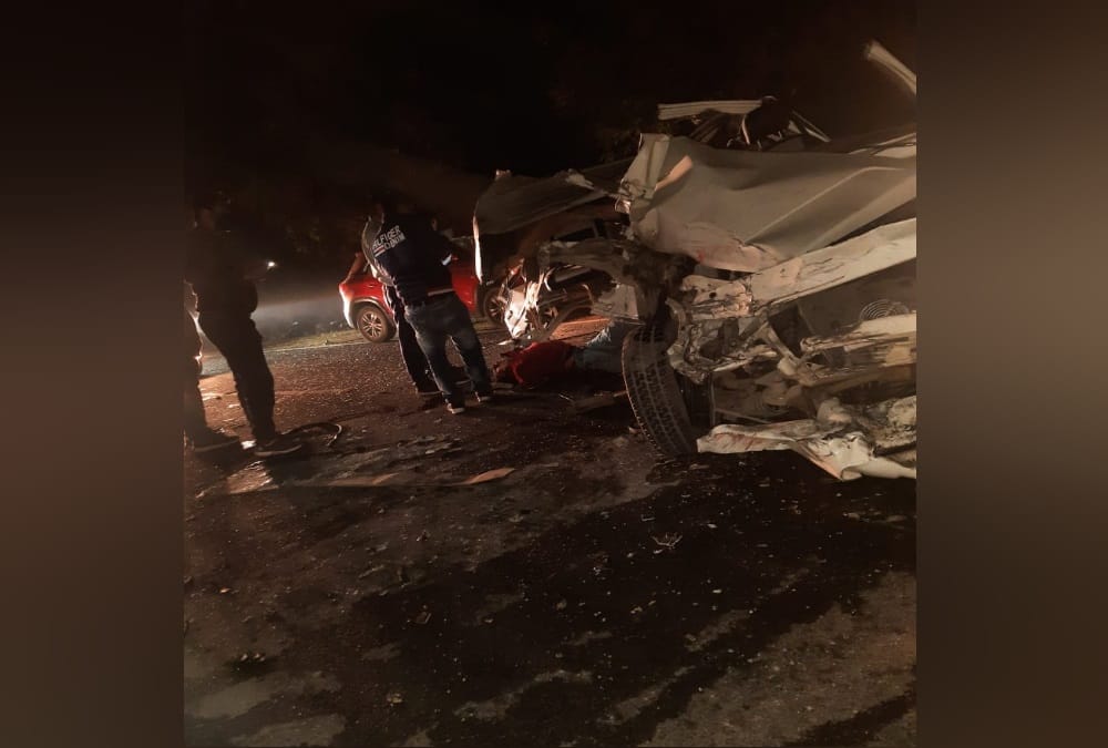 Uttarakhand Latest News: Bus and Bolero collision on haldwani Road, Youth Died, Photos