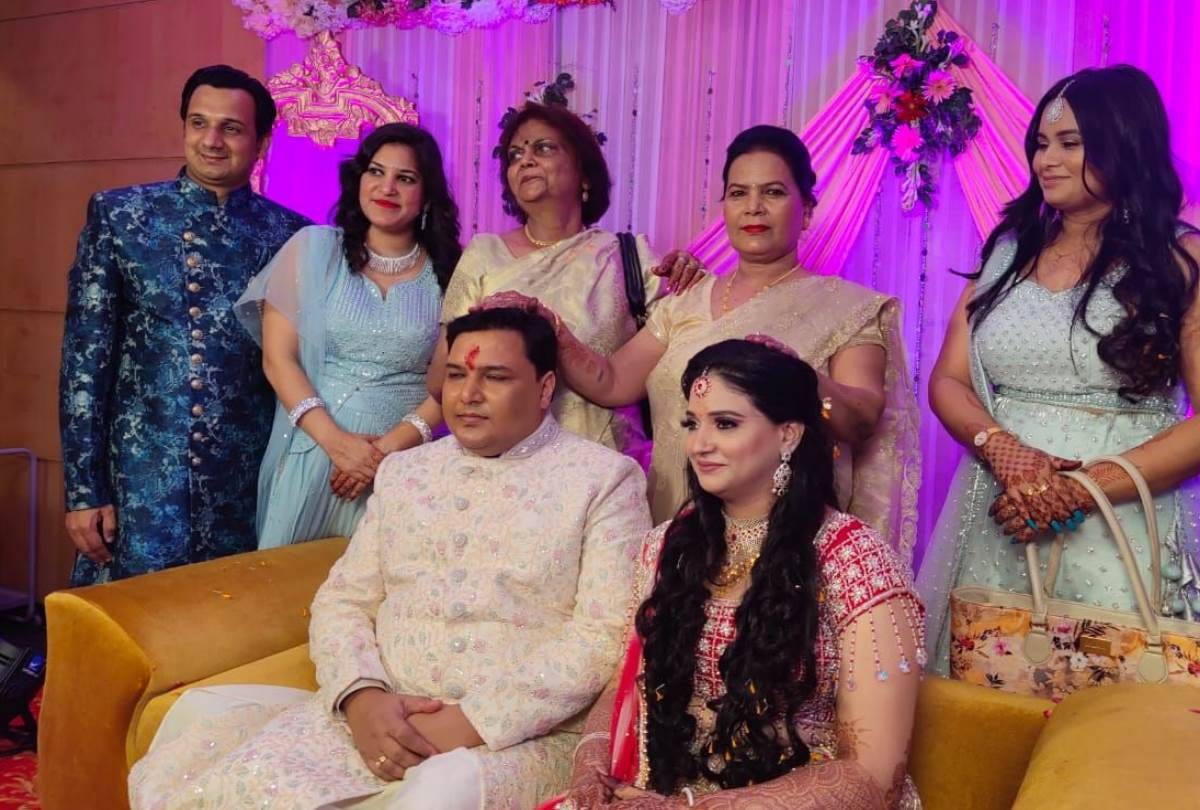 UP Coronavirus Marriage Guidelines News : people are upset on number of guests in wedding party