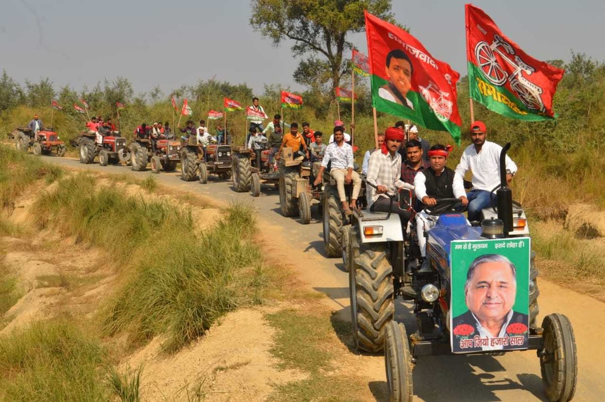 Mulayam Singh's birthday was celebrated with enthusiasm