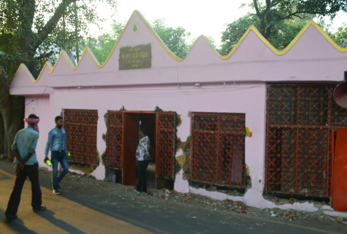 PDA removed Ashtabhuji temple coming in the way of widening