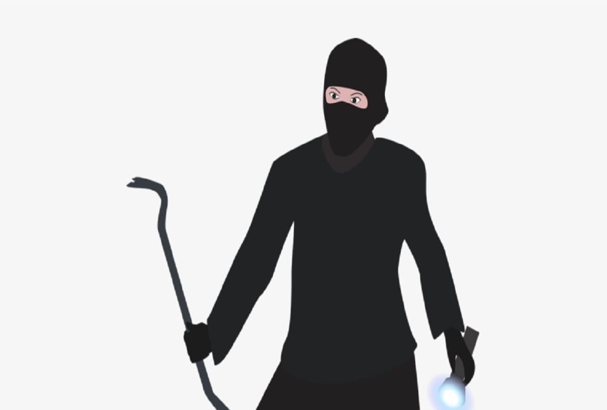 theft in height primary school at kushinagar