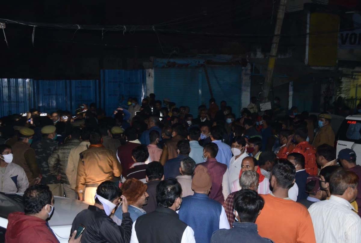 Kulibazar accident in Kanpur, 13 hours rescue operation, four in custody