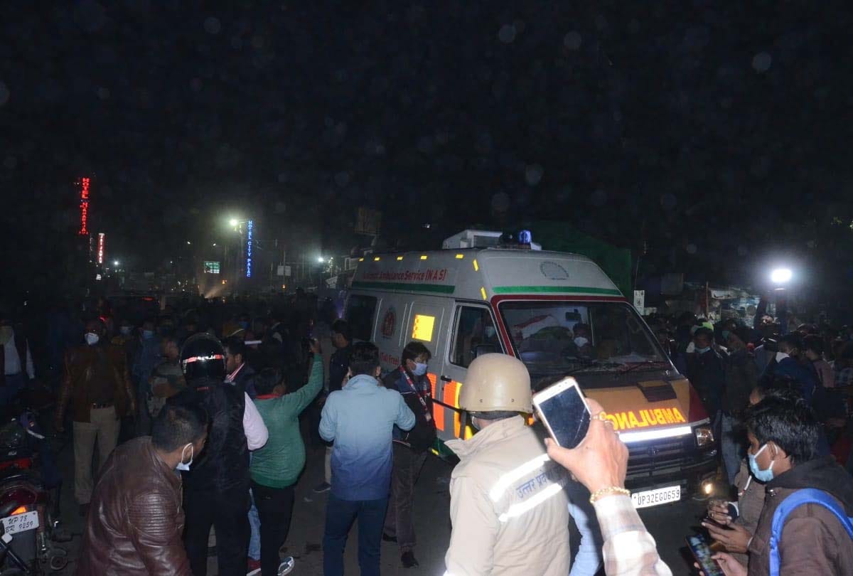 Kulibazar accident in Kanpur, 13 hours rescue operation, four in custody