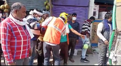 Bulldozers over encroachment in Azamgarh and Mau, illegal construction on road side demolished